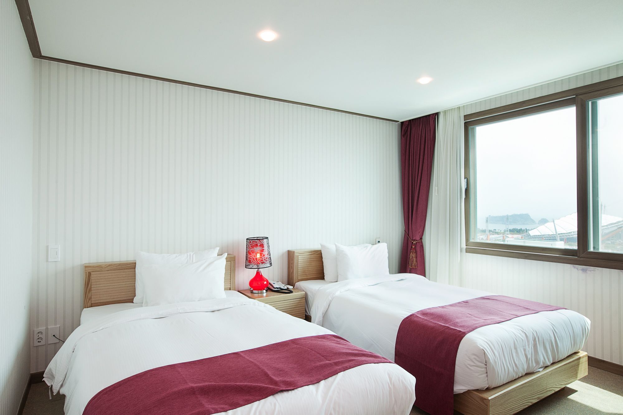 Hotel California Szogüpho Kültér fotó